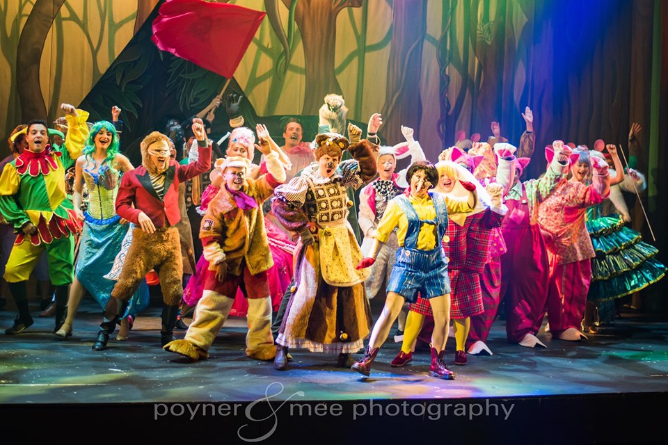 Shrek The Musical Costumes - We Love Colors